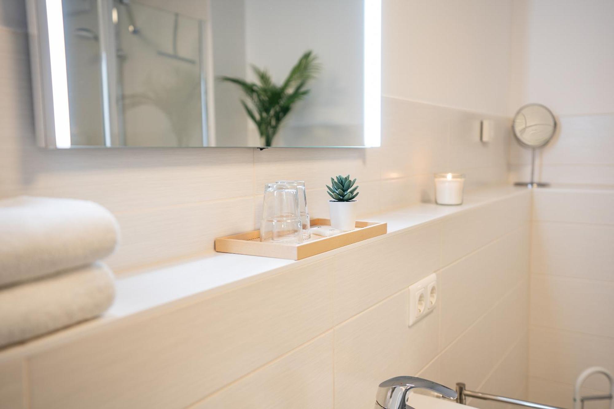Terrassenwohnung "Haffgefluester" - Haffresidenz Garz  Esterno foto